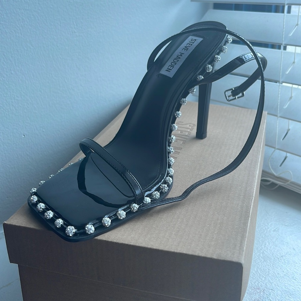Steve Madden Zelle heels. BRAND NEW!